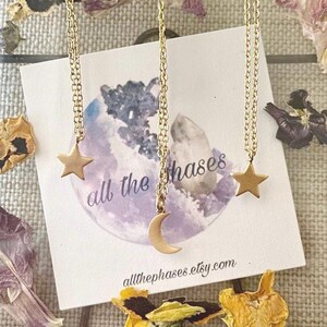 Dainty 18 karat matte gold star necklace