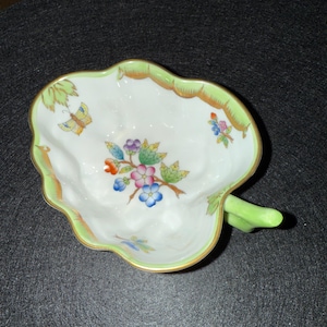 Herend Queen Victoria - Etsy