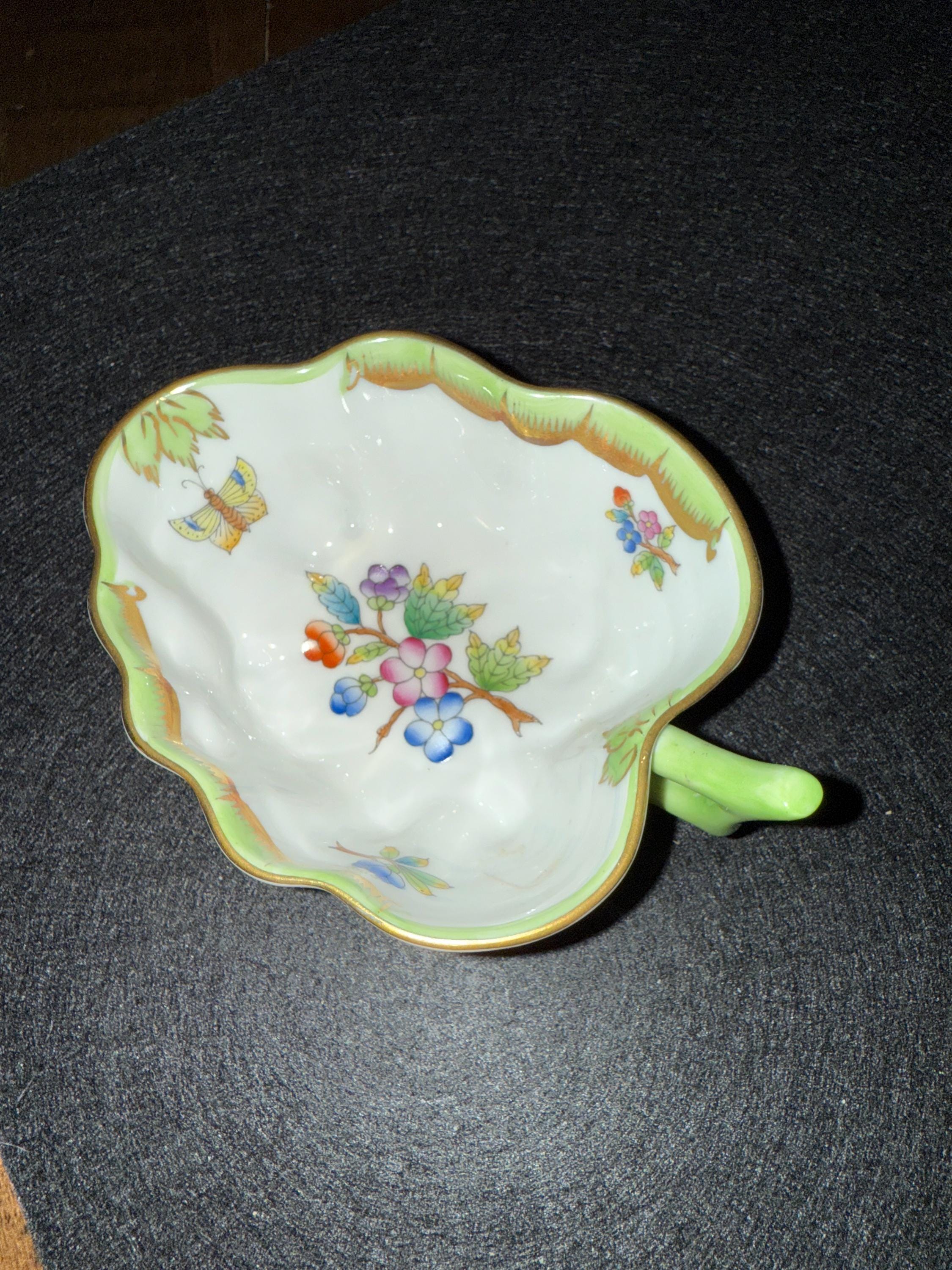 Herend Queen Victoria - Etsy