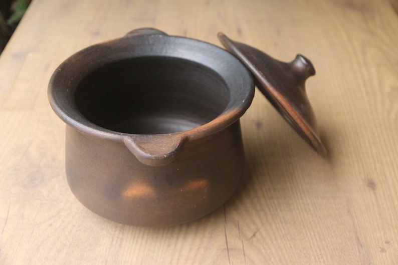 Clay Curry Pot Earthen cookware Mud pot Cooking pot ...