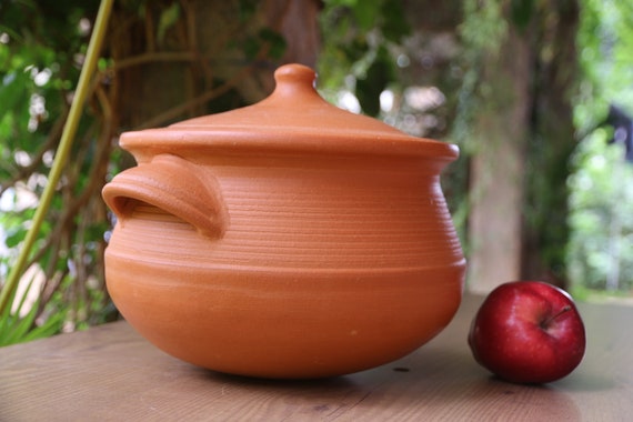 Terracotta / Clay Cooking and Serving Pot. Hand Made, Unglazed