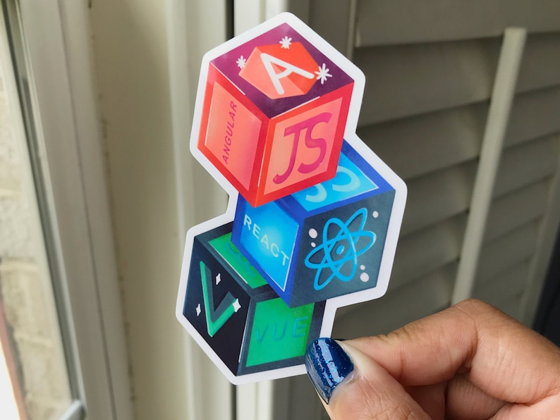 Puede incluir: Pila de cuatro bloques coloridos con diferentes lenguajes de programaci&oacute;n y logotipos. El bloque superior es morado con una 'A' blanca y el texto 'Angular'. El segundo bloque es rojo con una 'JS' blanca y el texto 'JS'. El tercer bloque es azul con un s&iacute;mbolo de &aacute;tomo blanco y el texto 'React'. El bloque inferior es verde con una marca de verificaci&oacute;n blanca y el texto 'Vue'.