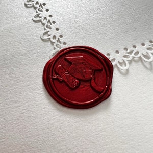 Boné de formatura vermelho e selo de cera de diploma, selo de cera autoadesivo, adesivos de selo de cera de envelope, selos de cera personalizados para convite de formatura DIY