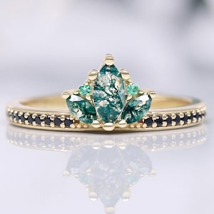 Gold Moss Agate Stacking Ring, Unique Engagement Ring, Lotus Nature-Inspired Womens Wedding Ring, Fantasy Promise Ring, Stackable Gold Ring