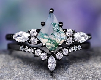 Green Moss Agate Wedding Band, Kite Cut Engagement Ring Set, Black Gold Filled Ring, 925 Sterling Silver, Nature Ring, Black Rhodium Finish