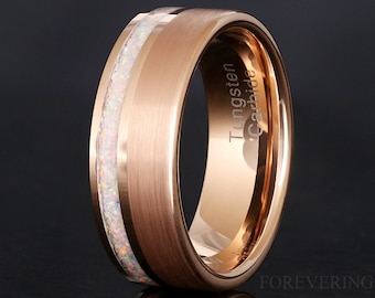 Anillo de ópalo para hombre, alianza de boda de ópalo blanco de fuego, tungsteno en oro rosa, ajuste cómodo de 8 mm.