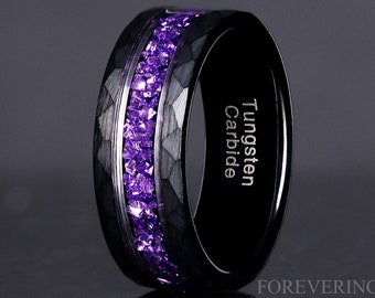 Alexandrite Ring Men, Purple Wedding Band, Hammered, Color Changing Band, Black Tungsten Ring, Hammered Mens Wedding Band, Personalized Gift