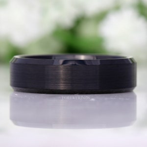 His and Hers Tungsten Wedding Band Set, 4mm, 6mm, Black Ring, Mens Womens Ring, Comfort Fit, Matte, Couples Ring, Beveled image 6