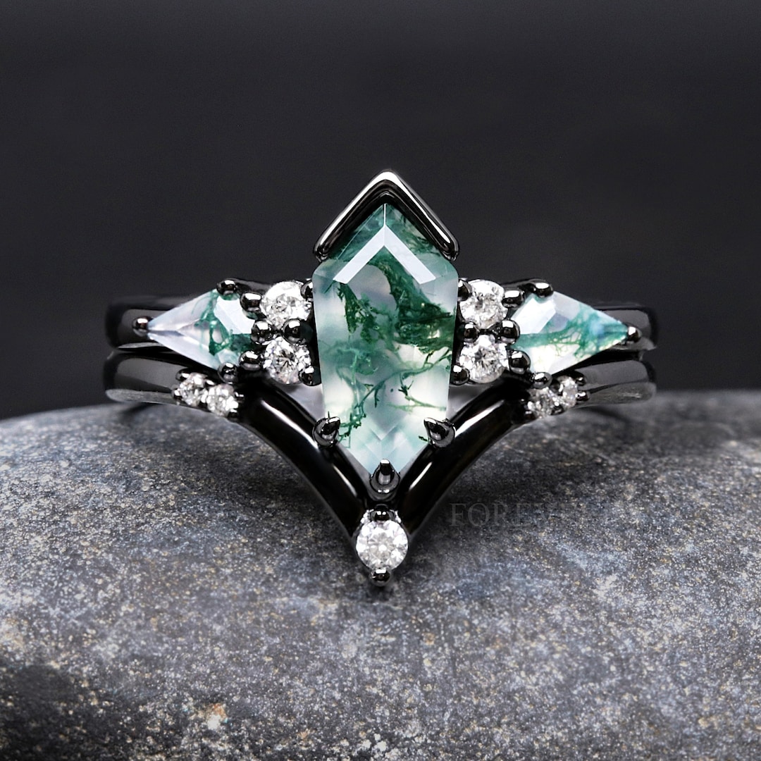 Green Moss Agate Engagement Ring Set Coffin Kite Cut, Black