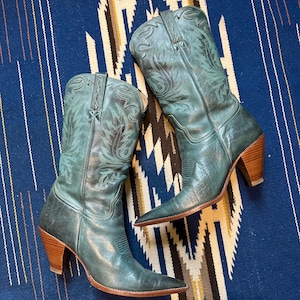Charlie Horse by Lucchese green heeled cowboy boots hand made women’s 9b