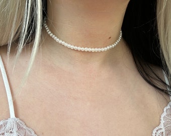 Handmade Faux Pearl Elastic Choker Necklace