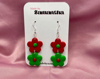 Red and green dangly flower chain earrings | Two-tier flower earrings