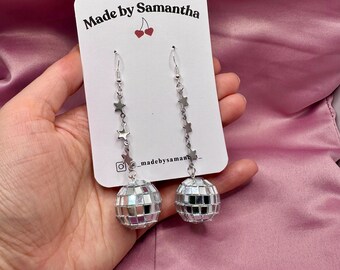 ハンドメイドディスコボールイヤリング：スターリングシルバーのスター