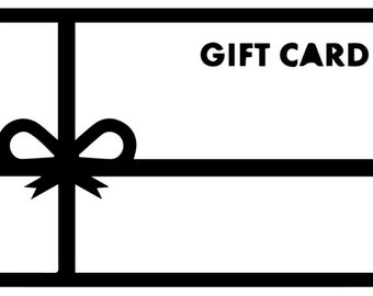 Może przedstawiać: Czarno-biała ilustracja karty podarunkowej z kokardką. Na karcie nadrukowany jest tekst "GIFT CARD".