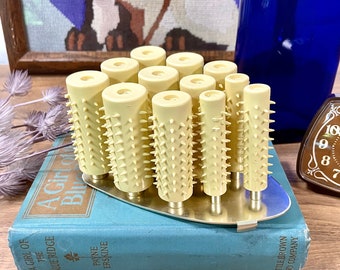 Vintage 1984 Sunbeam Perfect Deluxe Curler/Styler Ensemble Vintage 1984 Sunbeam Perfect Deluxe Curler/Styler Ensemble  main image 4