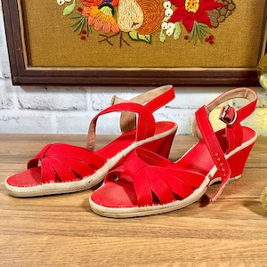 Vintage 1970s Red Canvas Wedge Sandals Size 6.5 Women’s