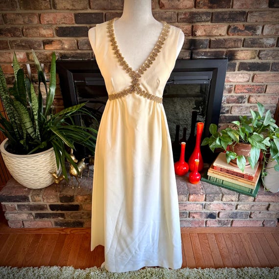 gold celebrity dresses Suki Metallic Knit Maxi Dress - Gold