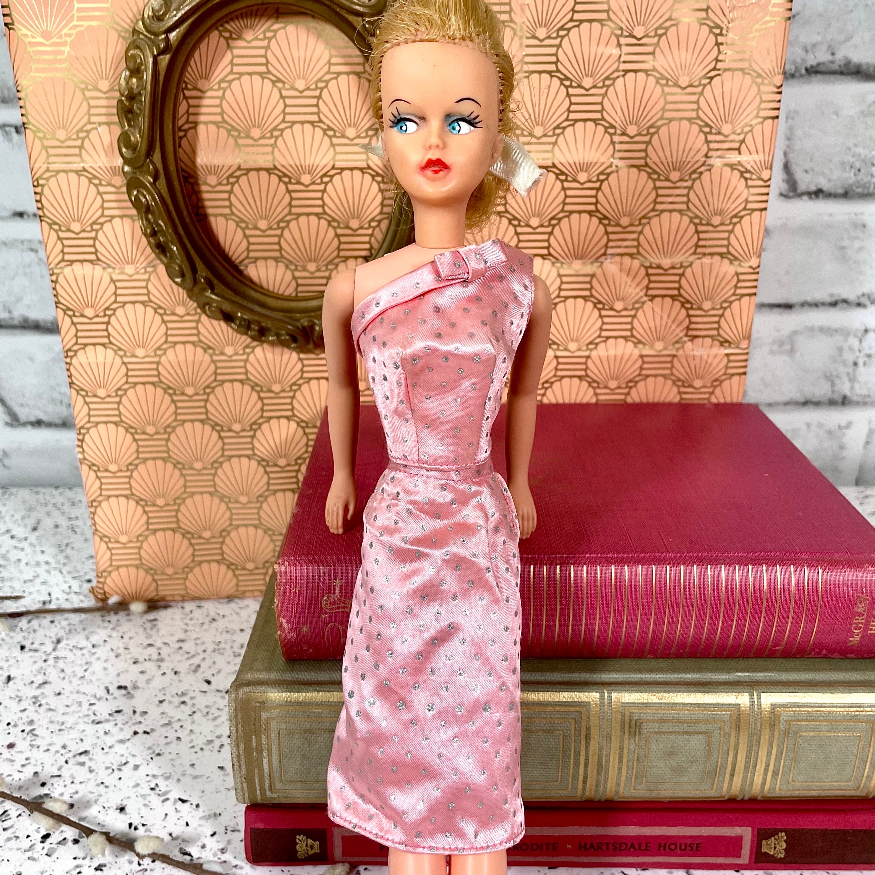 Mattel Barbie Doll Shoes PINK MINI DRESS, PURSE, ROSETTE HIGH
