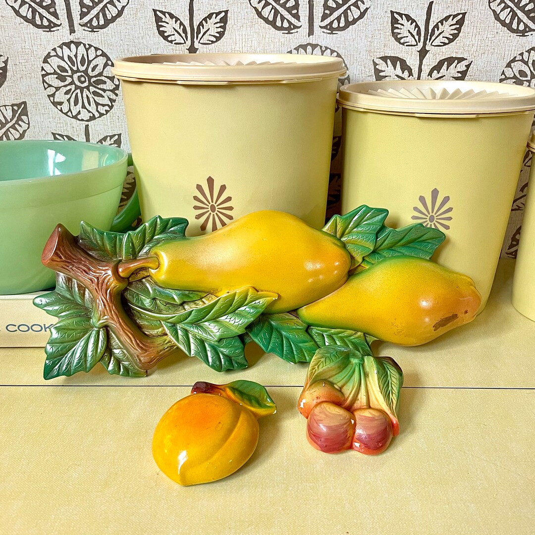 Vintage MCM Kitchen Chalkware Wall Hanging Fruit Trio Mid Century