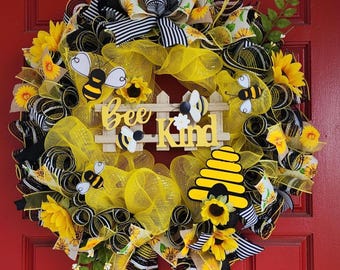 Bee Kind wreath.