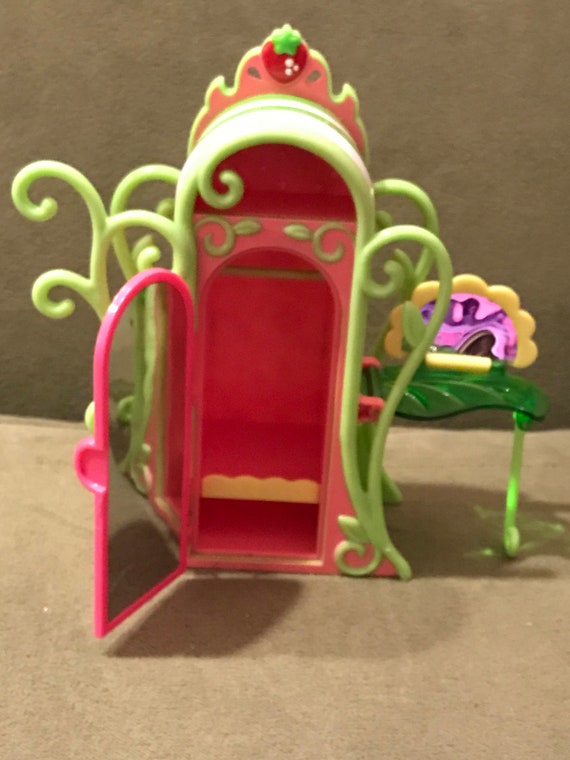 strawberry shortcake furniture