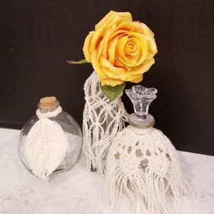 Macrame bottle, set of three macrame, small decorative jar, small glass bottle, small glass vase, simple glass vase, glass jar, jar craft.
