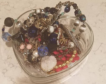 Mystery jewelry jar, jewelry grab bag, jewelry lot lbs, wearable jewelry lot, mystery jewelry lot, treasure hunter, huge jewelry lot.