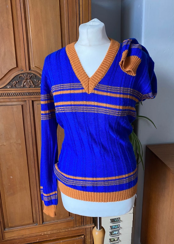 Vintage v neck jumper. Blue ribbed sweater with m… - image 4