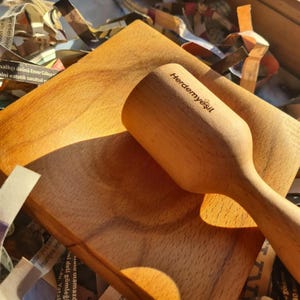 Round and Square Wooden Presentation Set with Knobs