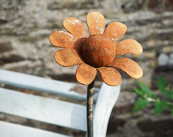 Large rusty metal chamomile flower sculpture / garden art decoration / outdoor sculpture / garden plant support / handmade welded art