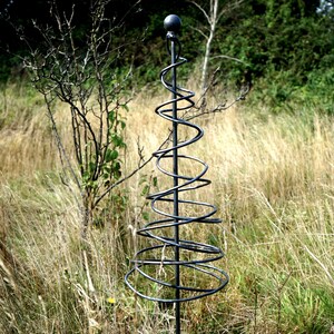 Metal Tree / handmade tree sculpture / garden art decoration / outdoor sculpture / plant supports / handmade welded art afbeelding 8