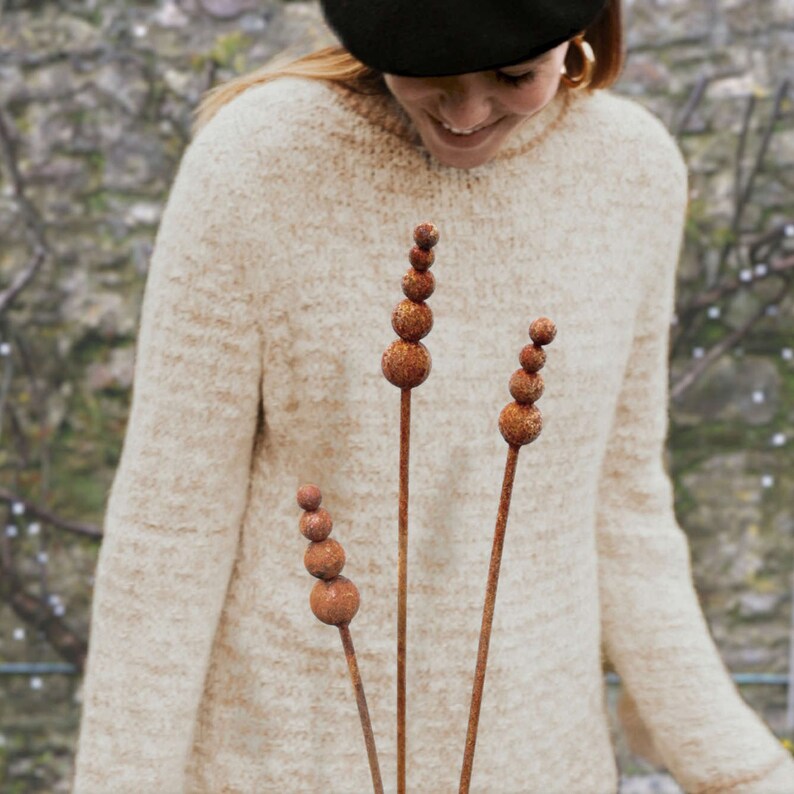 Rusty Metal Reed Garden Sculpture / Rustic Garden Art - Etsy