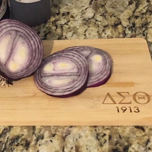 Cutting Board | Mini Charcuterie Board | Delta Sigma Theta | 1913 | ΔΣΘ | Initiation-Crossing Gift | Deltaversary Gift | Party Favor