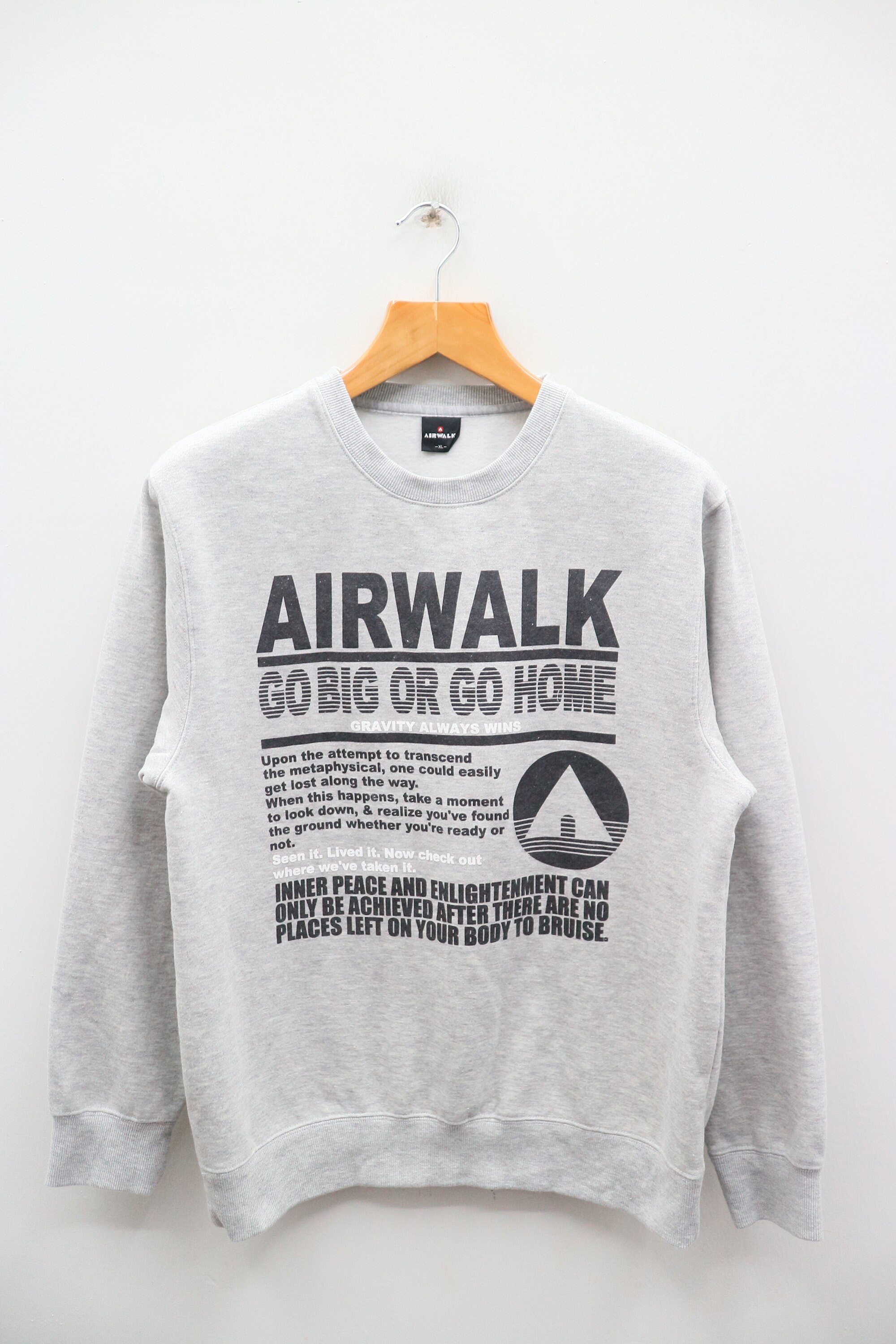 airwalk pullover