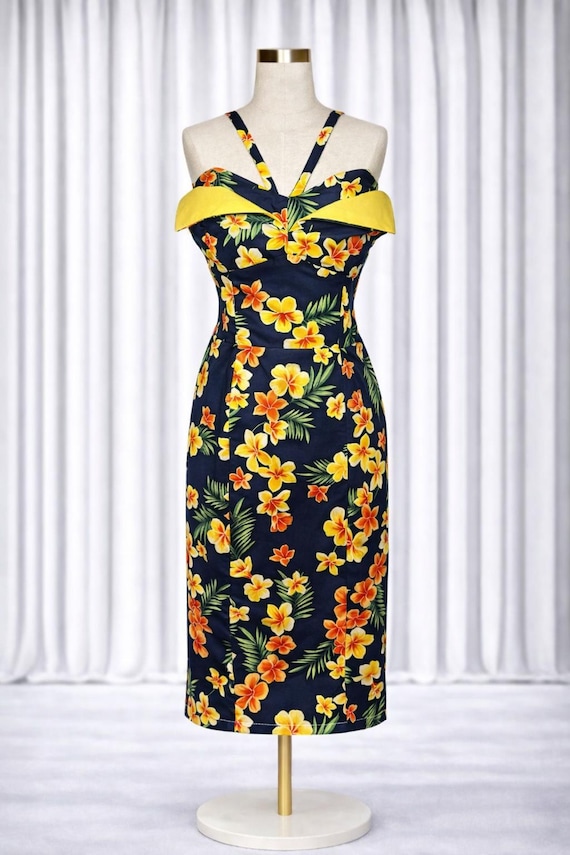 vintage tiki dress 1950's Stan Hicks Made in Hawaii Mermaid Dress Perfect for Tiki Oasis –  Vintage Blue Moon