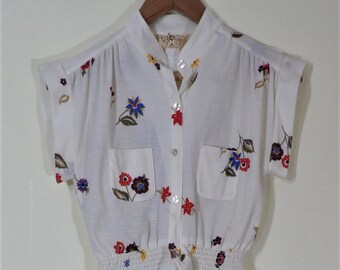Vintage 1960s/70s On the Rocks California Sheer Lightweight Stretchy Floral Polyester Two Piece Skirt Set Women's Bust 32" cottagecore!