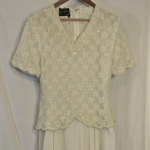 1980 年代 / 90 年代のヴィンテージ ジャン ジョセフ ル ボン クリーム色 フローラル レース パール 虹色 スパンコール イブニング ウェディング ドレス サイズ プチ 14 バスト 38&quot;