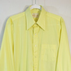 Unworn New! 1970s Vintage Arrow Kent Collection Men&#39;s Long Sleeve Button Shirt w/ 3.5&quot; Collar Point, Size 23&quot; P2P, Yellow, Union Made in USA