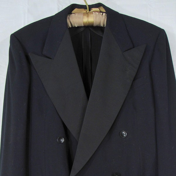 40s Vintage Fahey Brockman Men's 4x2 Double Breasted Tuxedo Jacket, Size 22" P2P, Union Made in USA