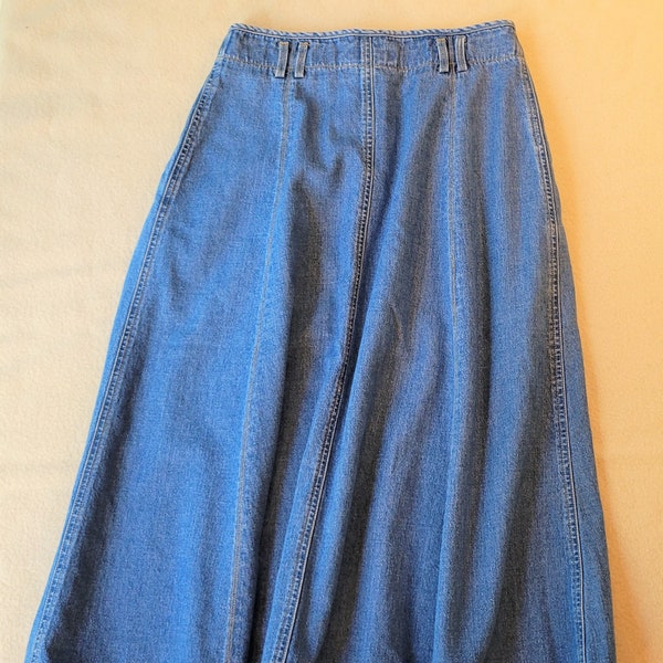 Vintage 1990s Lizwear by Liz Claiborne Medium Blue 100% Cotton Denim Mid-Calf Skirt Women's 26x28 near mint condition We love denim!