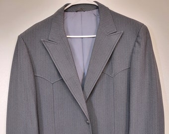 Vintage 1980s Unknown Brand Custom Bespoke Western Gray Polyester Pinstripe Two Button Sport Coat Blazer Men's Chest 46" Union Made in USA