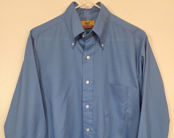 Vintage 1960s? 417 Van Heusen Vanopress V Taper blue poly/cotton button-down long sleeve shirt men's M 15 - 15 1/2 chest 44" unworn? maybe!