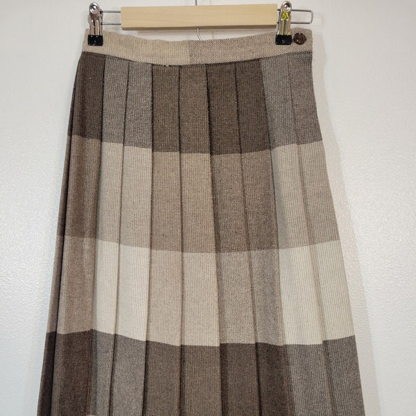 Vintage 1970s Unknown Brand grayish brown wool striped pleated skirt women's 24" x 29" Beautiful skirt, heavy wool, lined!