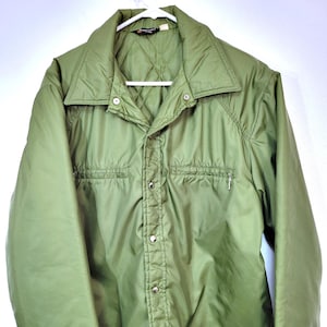 1970 年代のヴィンテージ JCPenney Towncraft ダークオリーブグリーン 