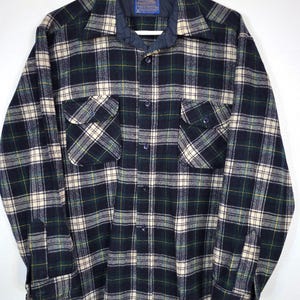 Pendleton wool men's xl plaid shirt! Authentic Dress Gordon Tartan, red green and black. Superb condition, no wear/holes, etc.! immagine 1