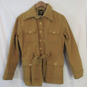 Vintage Curly Ton for Young America 1960s? Golden Tan Cotton-Flocked Vinyl Safari Jacket Missy 15/16
