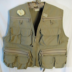 Cabela's Men's Multi Pocket Fly Fishing Vest, Size L, Light Khaki Green,  Made in Hong Kong Vintage 1980's New Never Used Mint Condition -  India