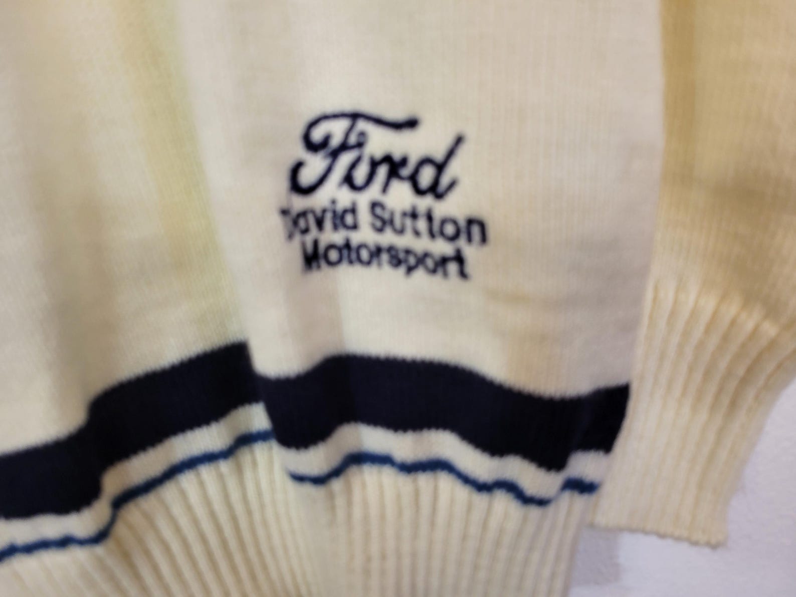 Vintage 1980s David Sutton Ford Motorsport Blue/cream Acrylic V-neck ...