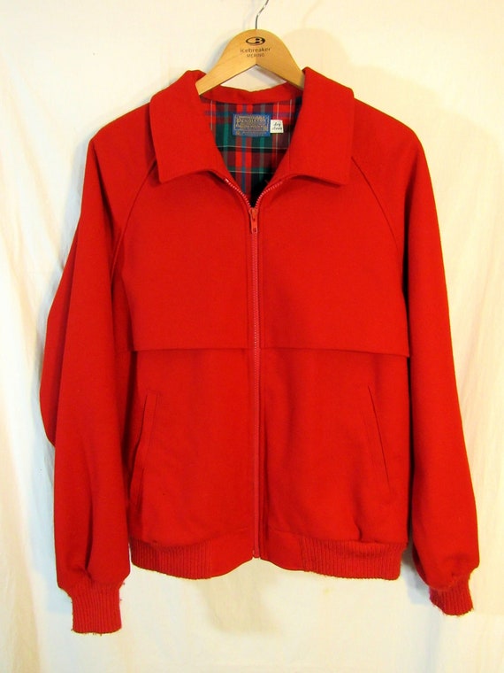 Late 60s to Early 70s Vintage Pendleton Men's Caped Wool Zip Front