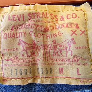 1987 Vintage Levi&#39;s Women&#39;s 17501 0158 Button Fly 501 Style High Rise Blue Denim Jeans, Size 30&quot; x 30&quot;, Made in USA excellent!
